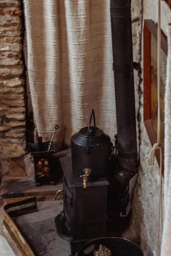 Quirky Tiny Home In York Moors