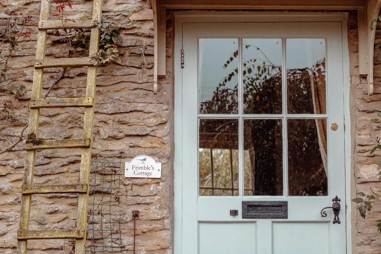 Quirky Tiny Home In York Moors United Kingdom